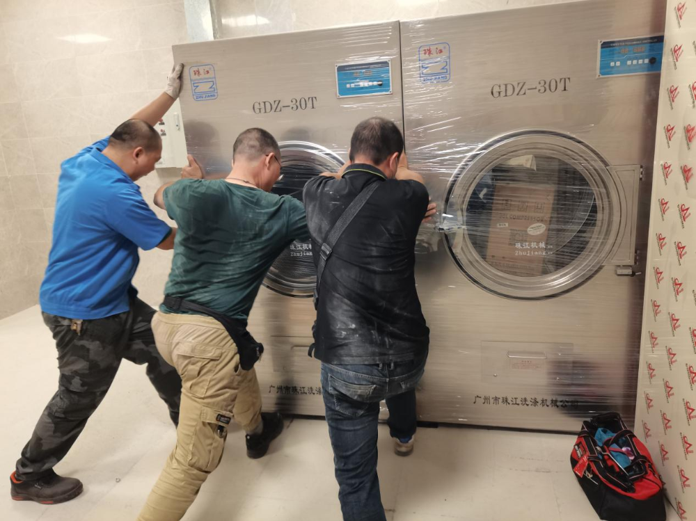 珠江洗滌設備：工業洗衣機定制供應商助力酒店提升運營效率