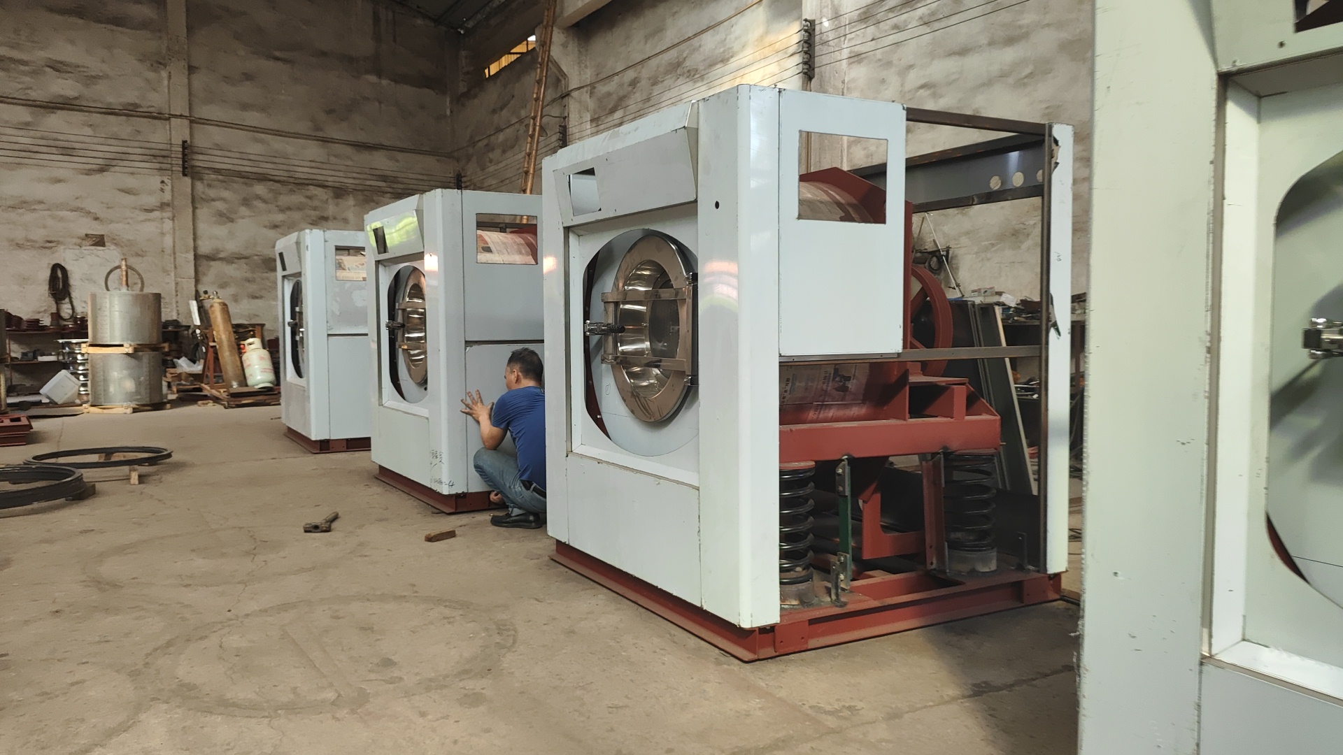 
小型民宿升級洗滌方案：工業小型洗衣機如何贏得知名企業長期合作？
